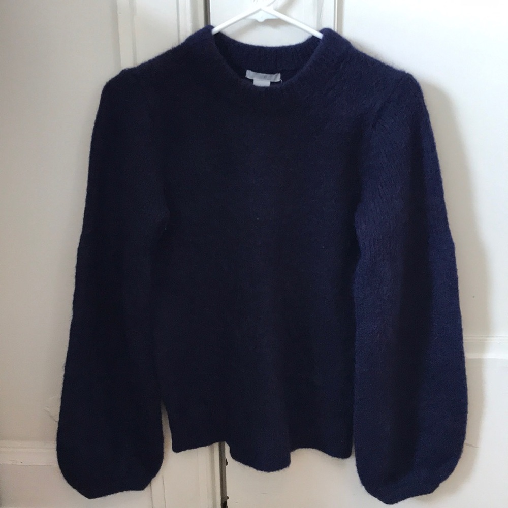 Bubble sleeve sweater